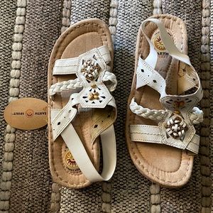 Earth Spirit Women’s size 71/2 sandal. New